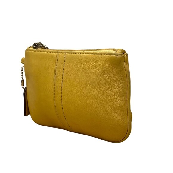 Coach Women’s Yellow Leather With Strap & Tag Wristlet Pouch Handbag Size S - Picture 3 of 10